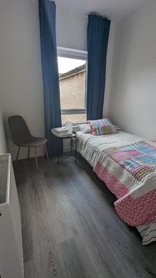 Stylish Family House Close To Heart Of With Free Parking Belfast